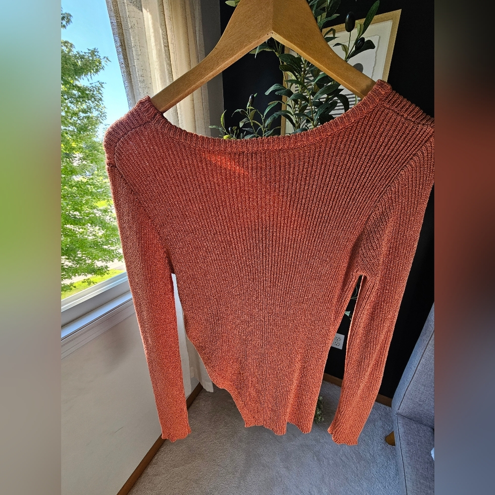 Cayenne side slit ribbed sweater - Picture 3 of 6